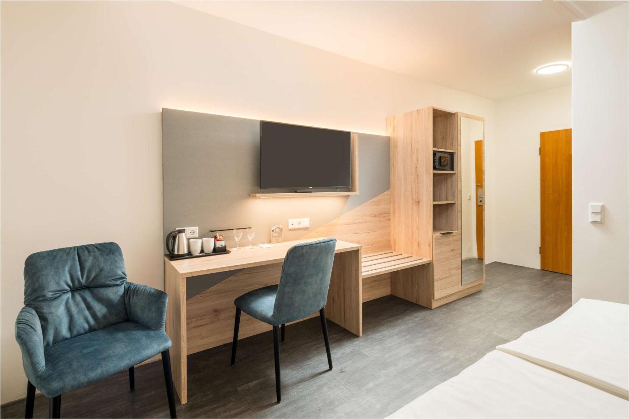 Western Hotel 3*